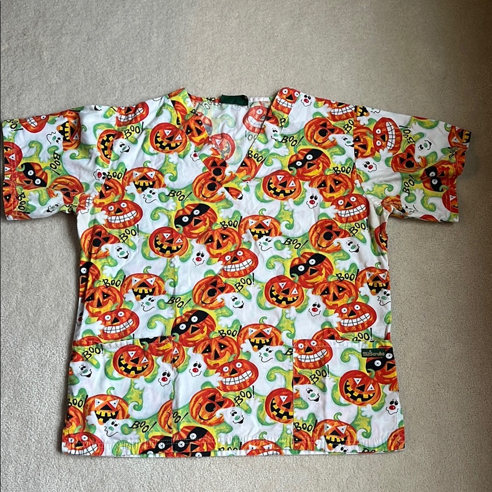 Uniform Advantage Festive Pumpkin Scrub Top